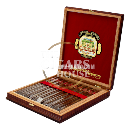 Buy ARTURO FUENTE HEMINGWAY MASTERPIECE - Cigars Online Fast Delivery