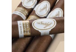 Davidoff 702 Series Grand Cru Robusto Davidoff 702 Series Grand Cru Robusto
